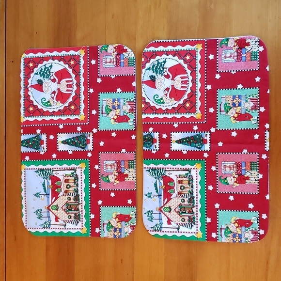 Elf on a Shelf Table Runner and 4 Placemats - Picture 3 of 8